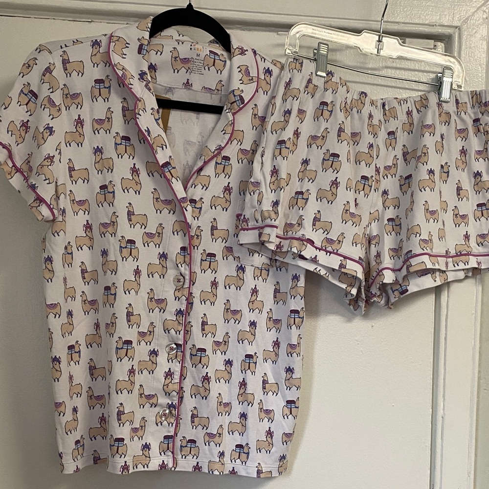 Roller Rabbit White and Purple Llama Pajama Set